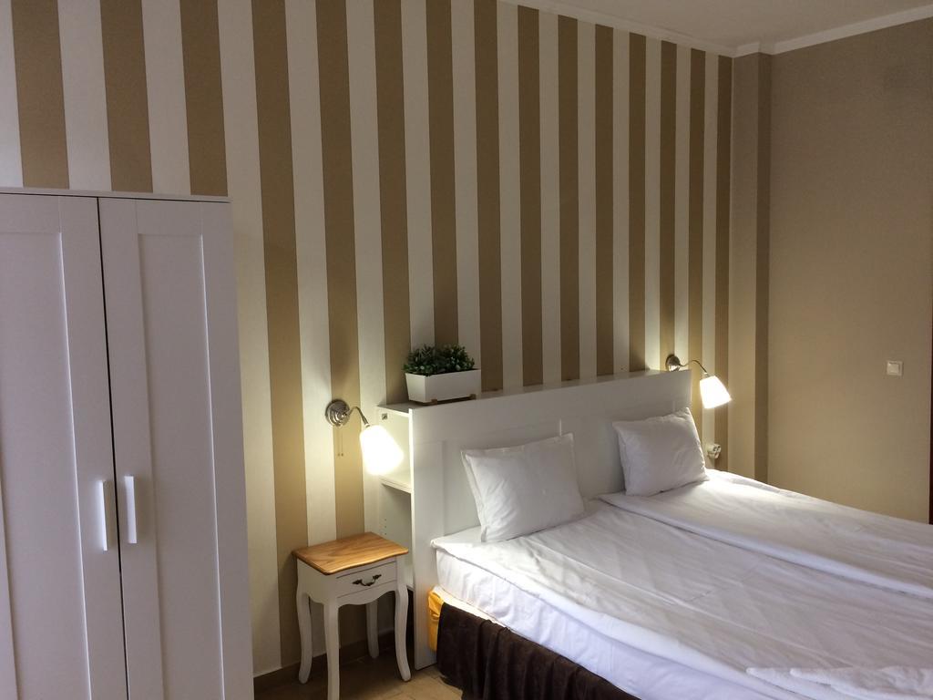 Art Hotel ヴァルナ エクステリア 写真